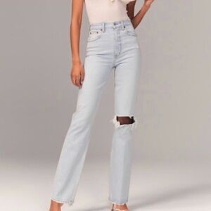 Abercrombie & Fitch Light Wash 90s Ultra High Rise Straight Leg Jeans
